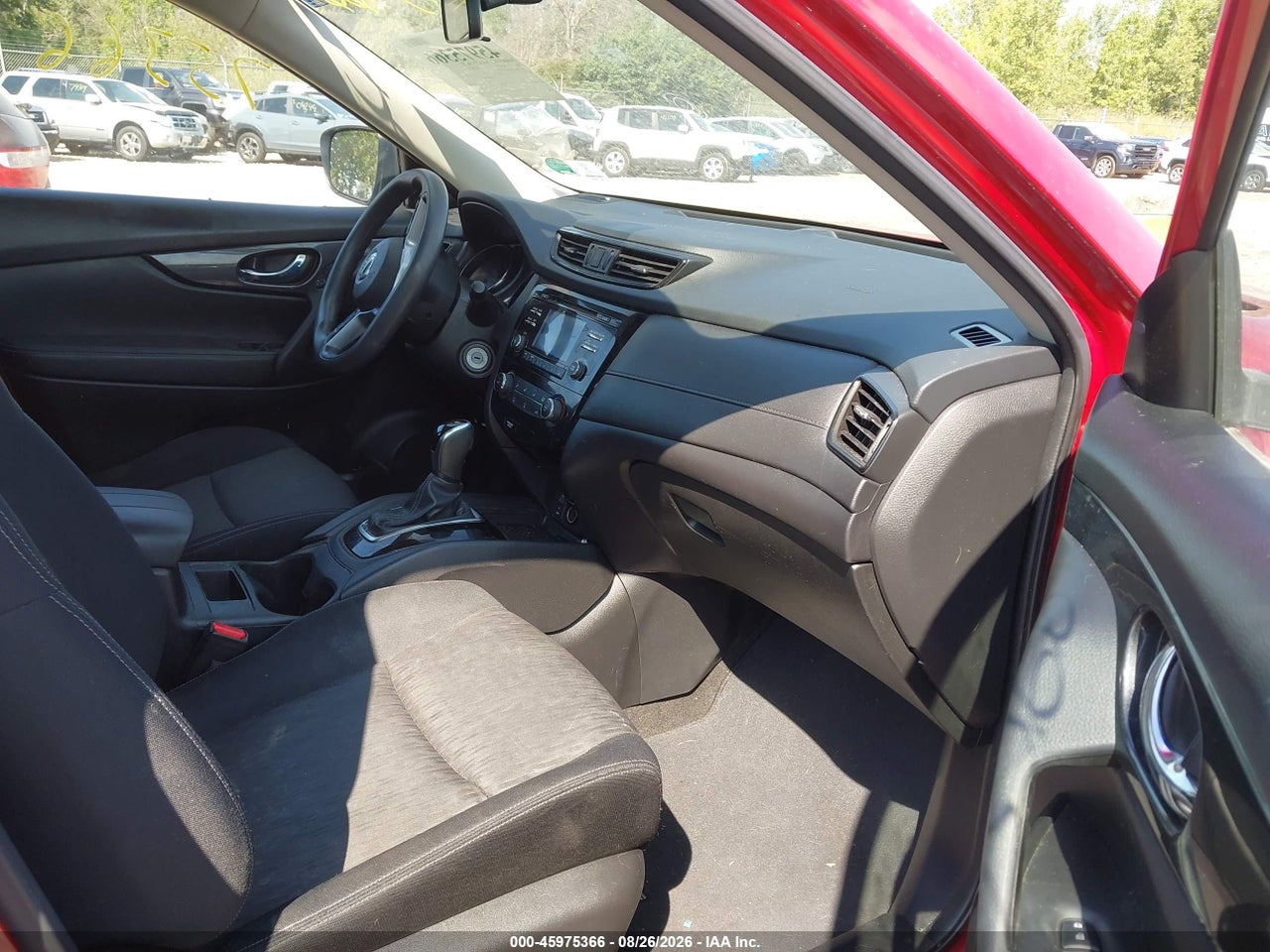 2017 NISSAN ROGUE S · 5/7