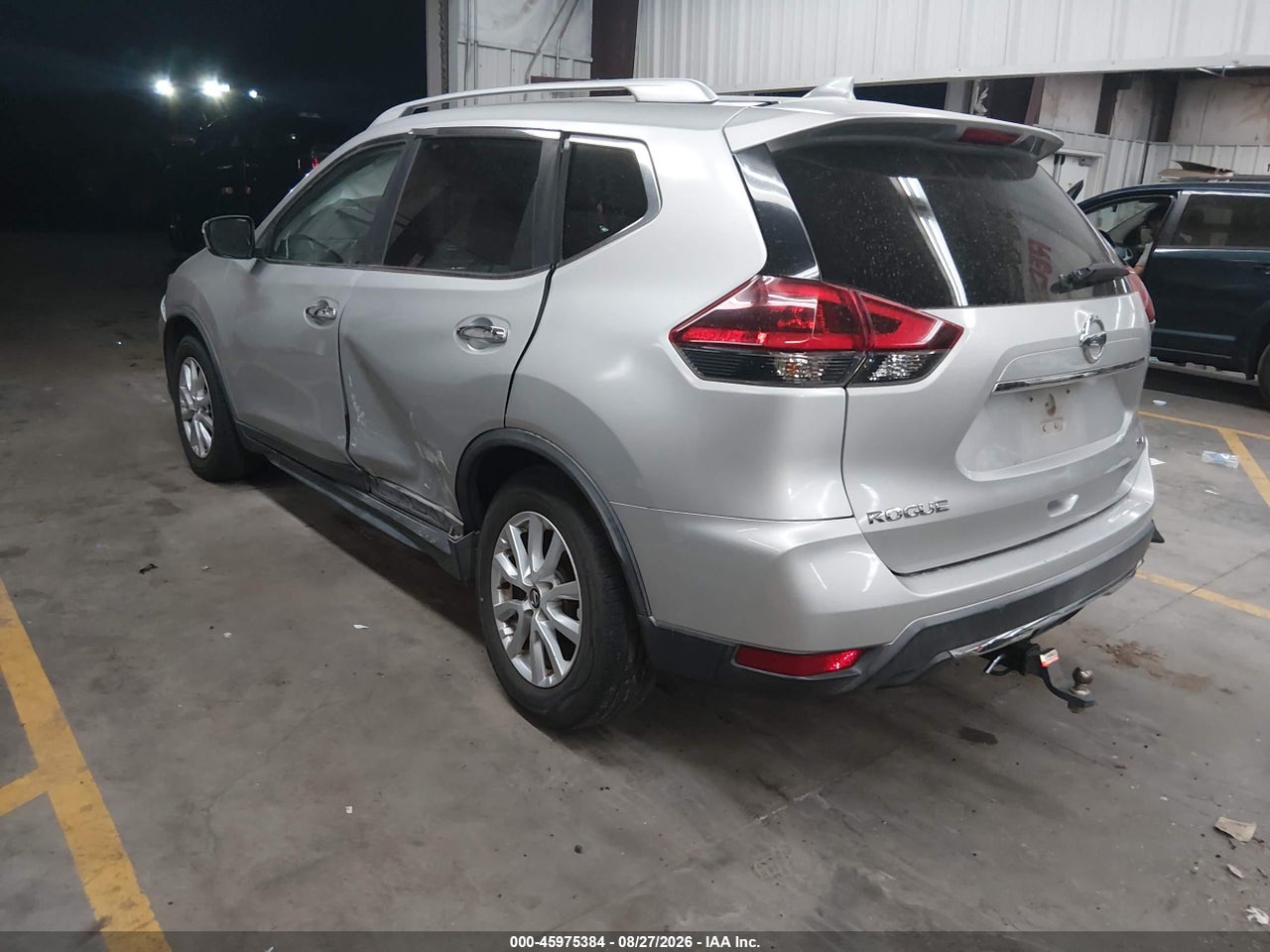 2018 NISSAN ROGUE SV · 3/11