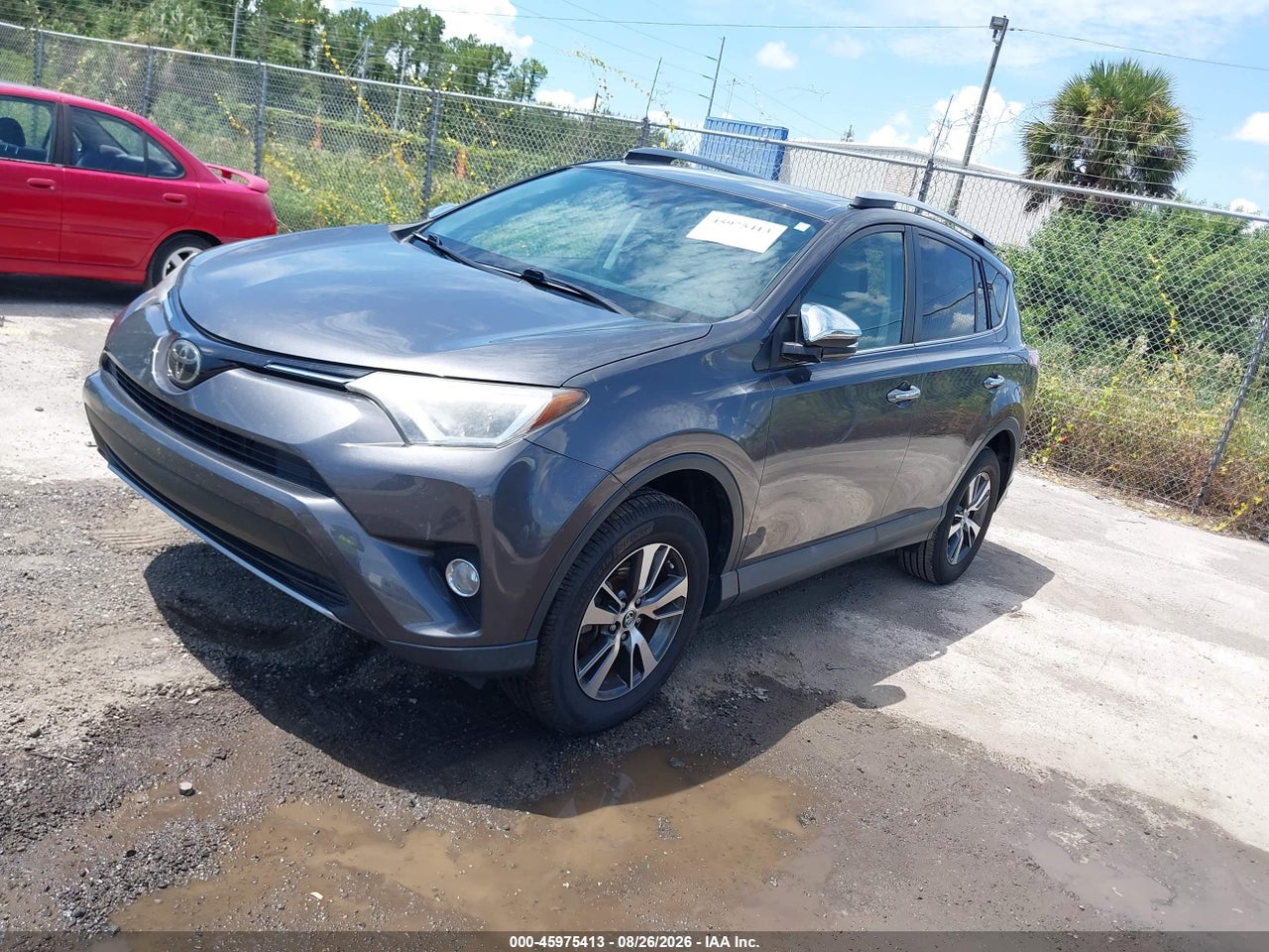 2018 TOYOTA RAV4 XLE · 2/11