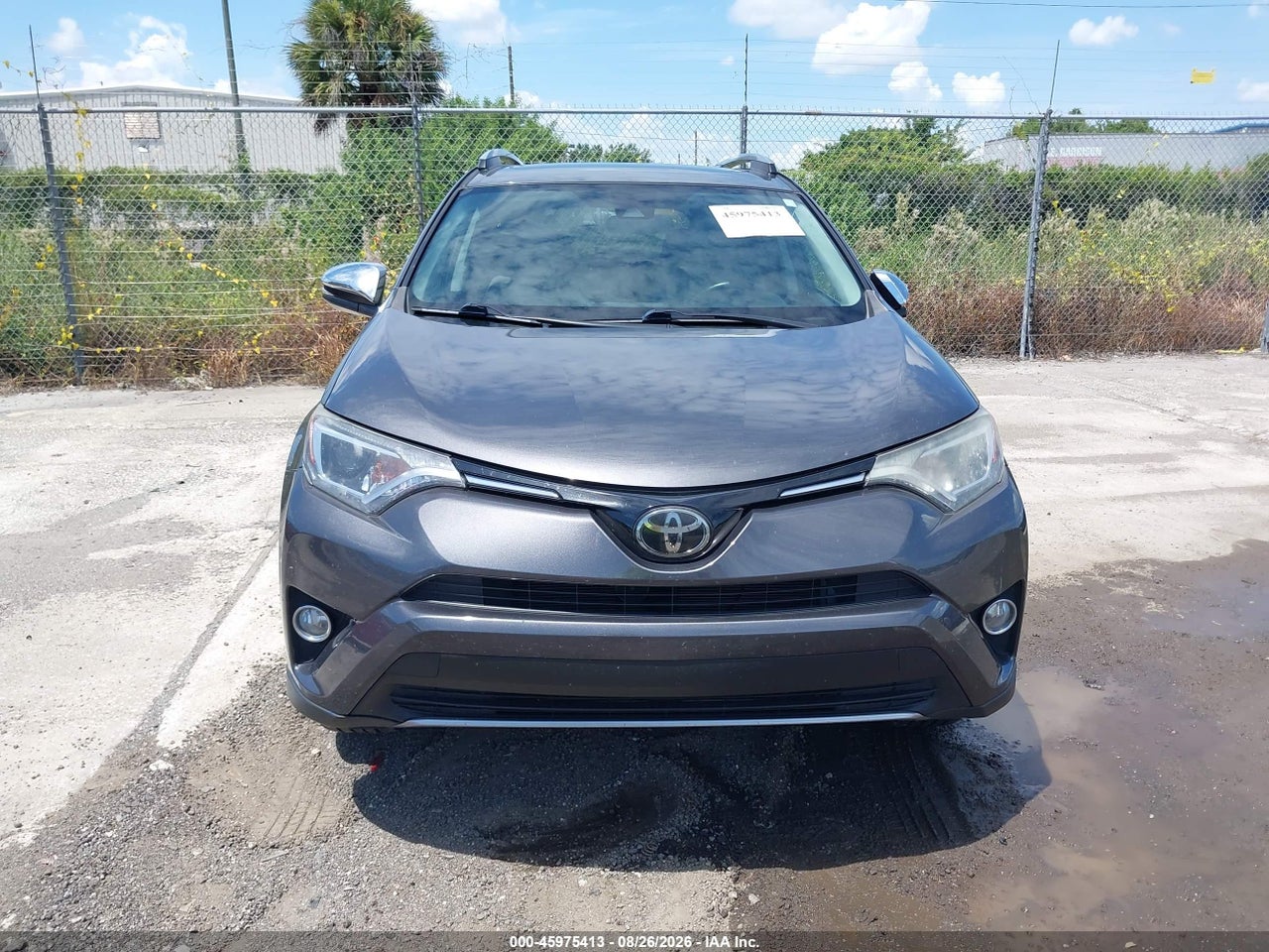 2018 TOYOTA RAV4 XLE · 6/11