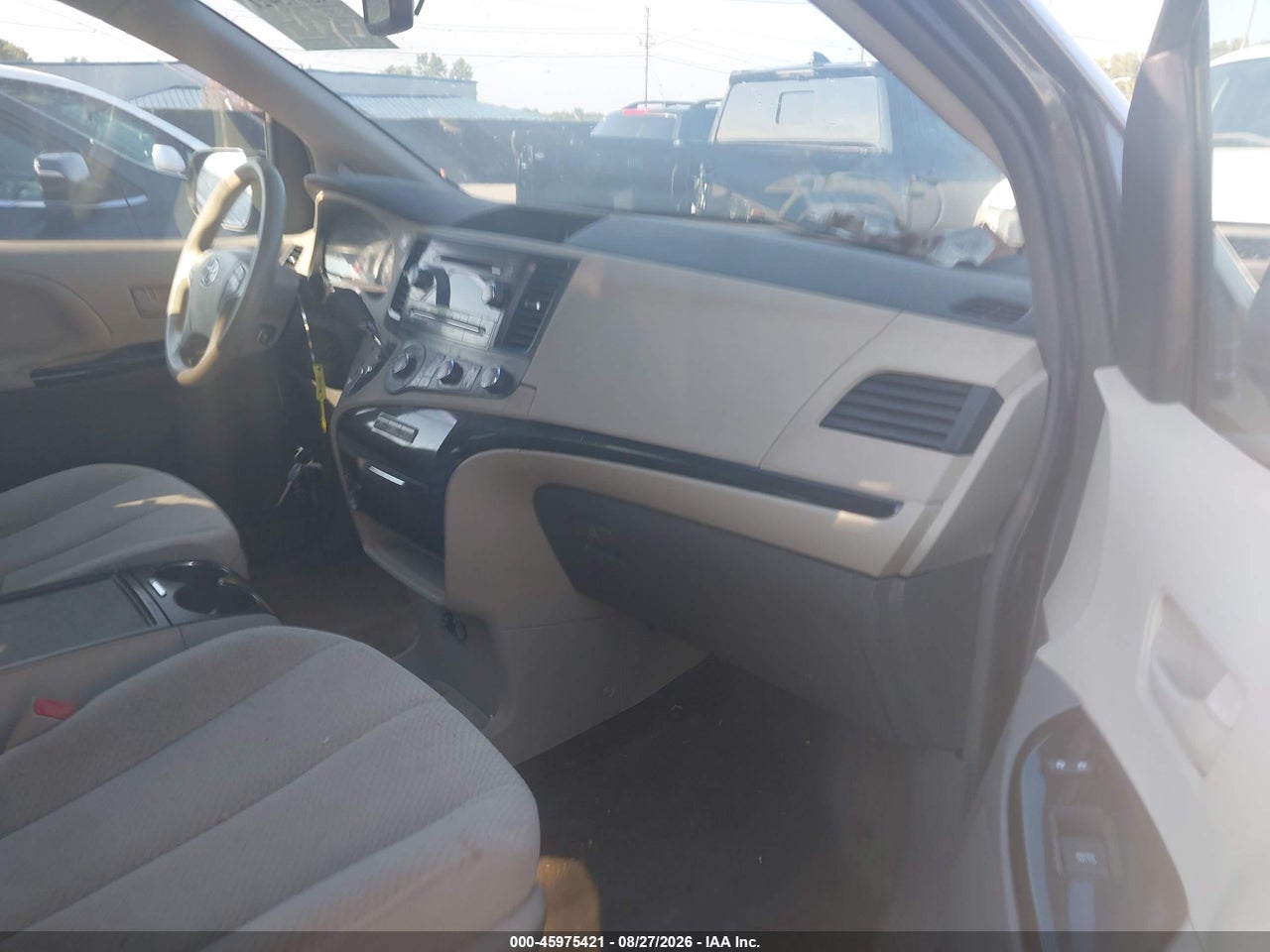 2012 TOYOTA SIENNA LE V6 8 PASSENGER · 5/11