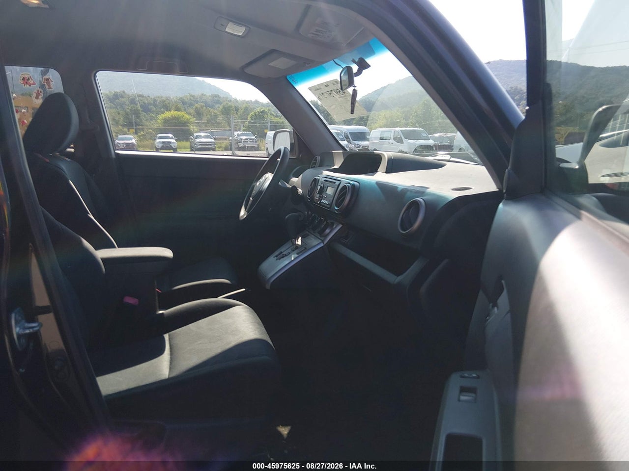 2012 SCION XB · 5/11