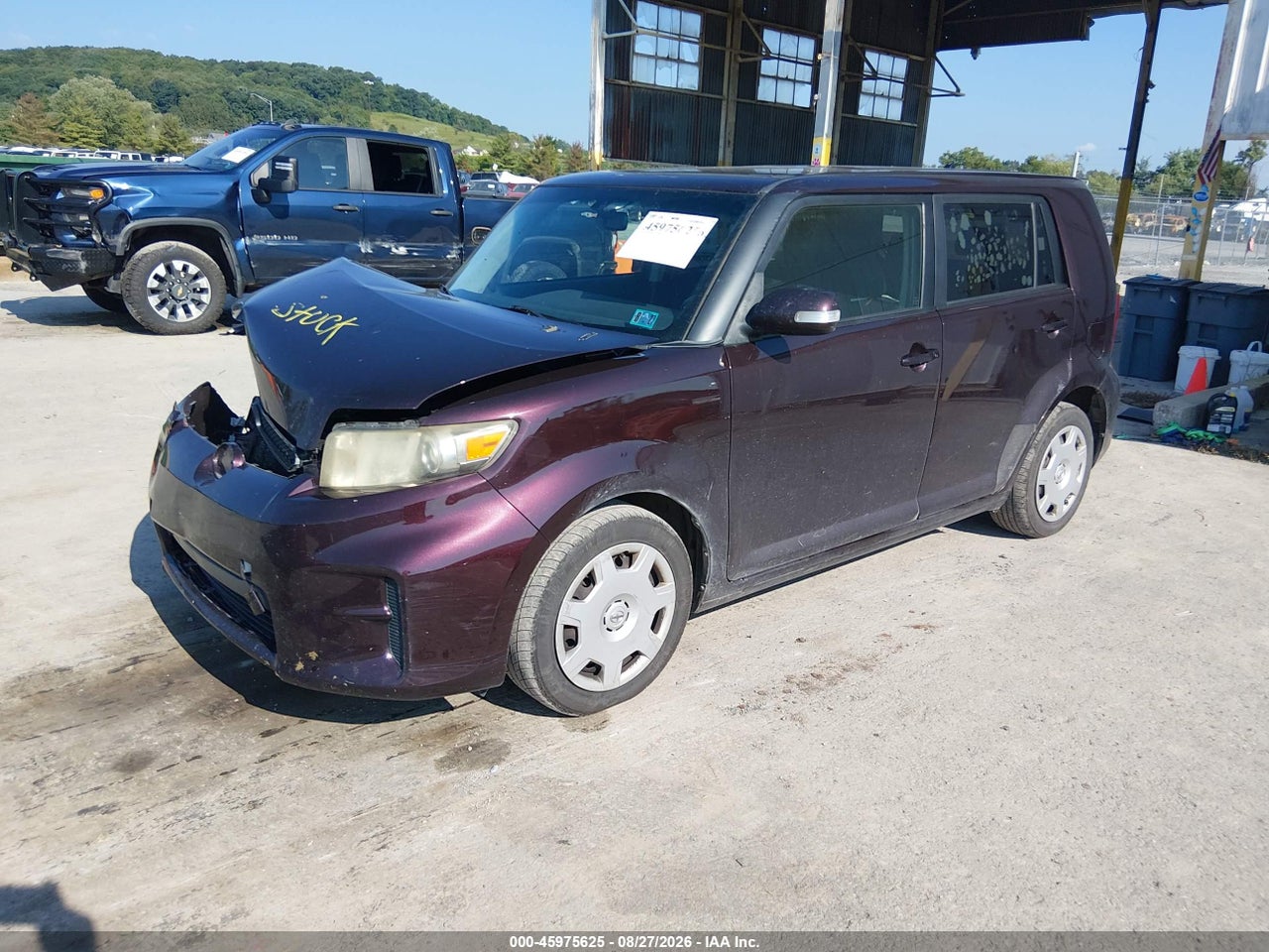 2012 SCION XB · 2/11