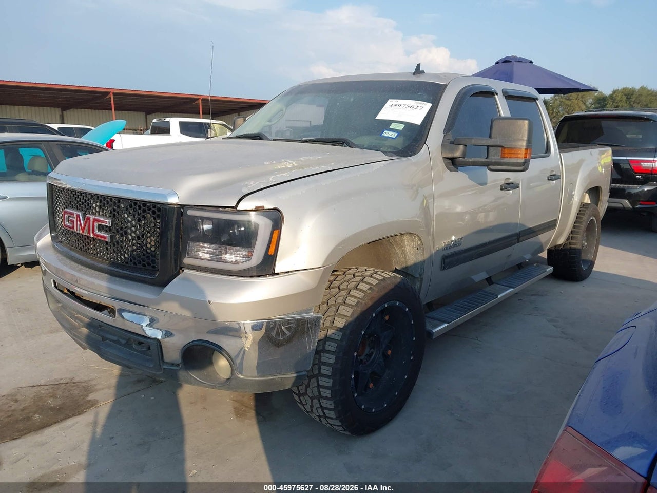 2007 GMC SIERRA 1500 SLE2 · 2/7