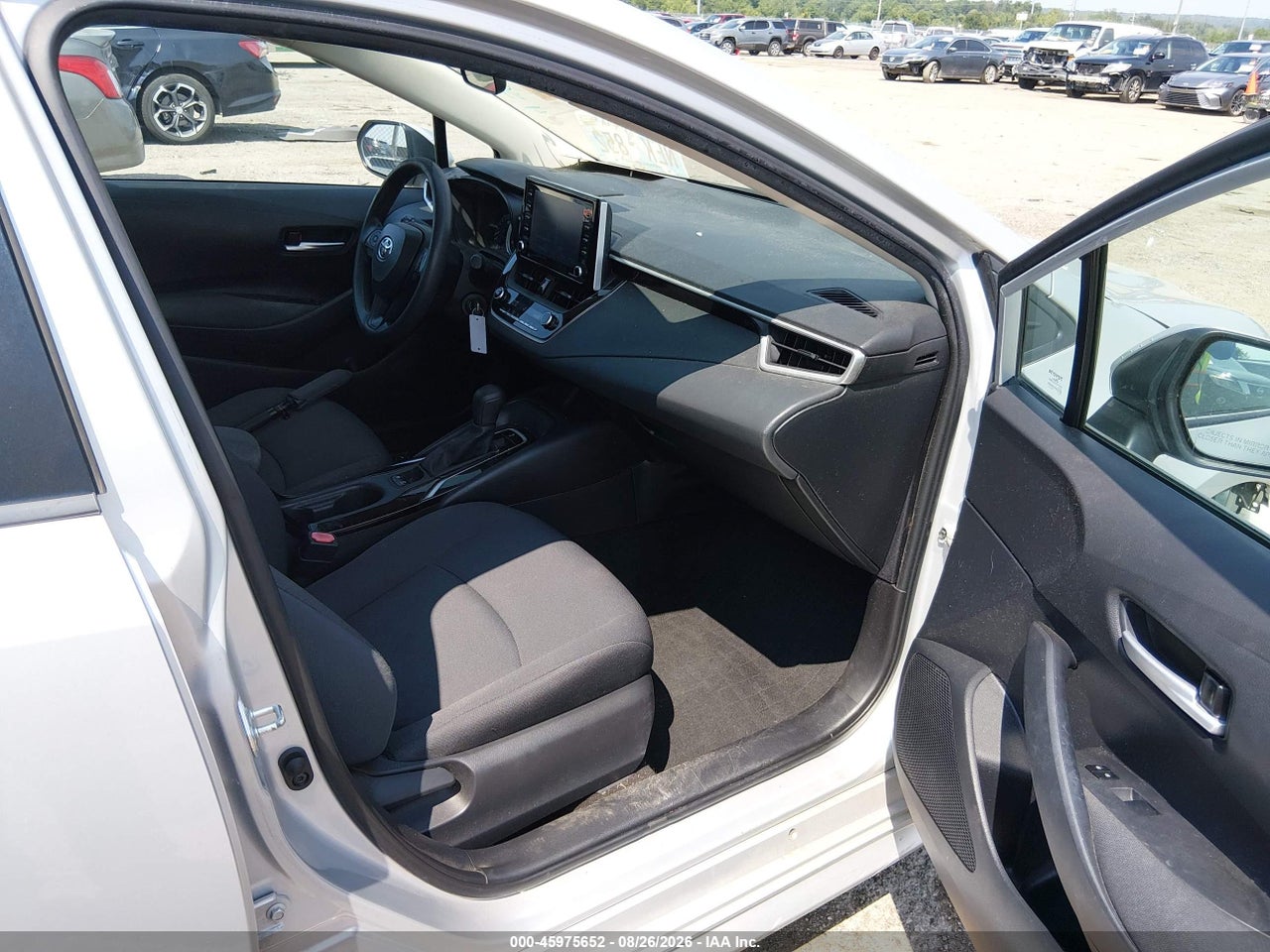 2021 TOYOTA COROLLA LE · 5/11