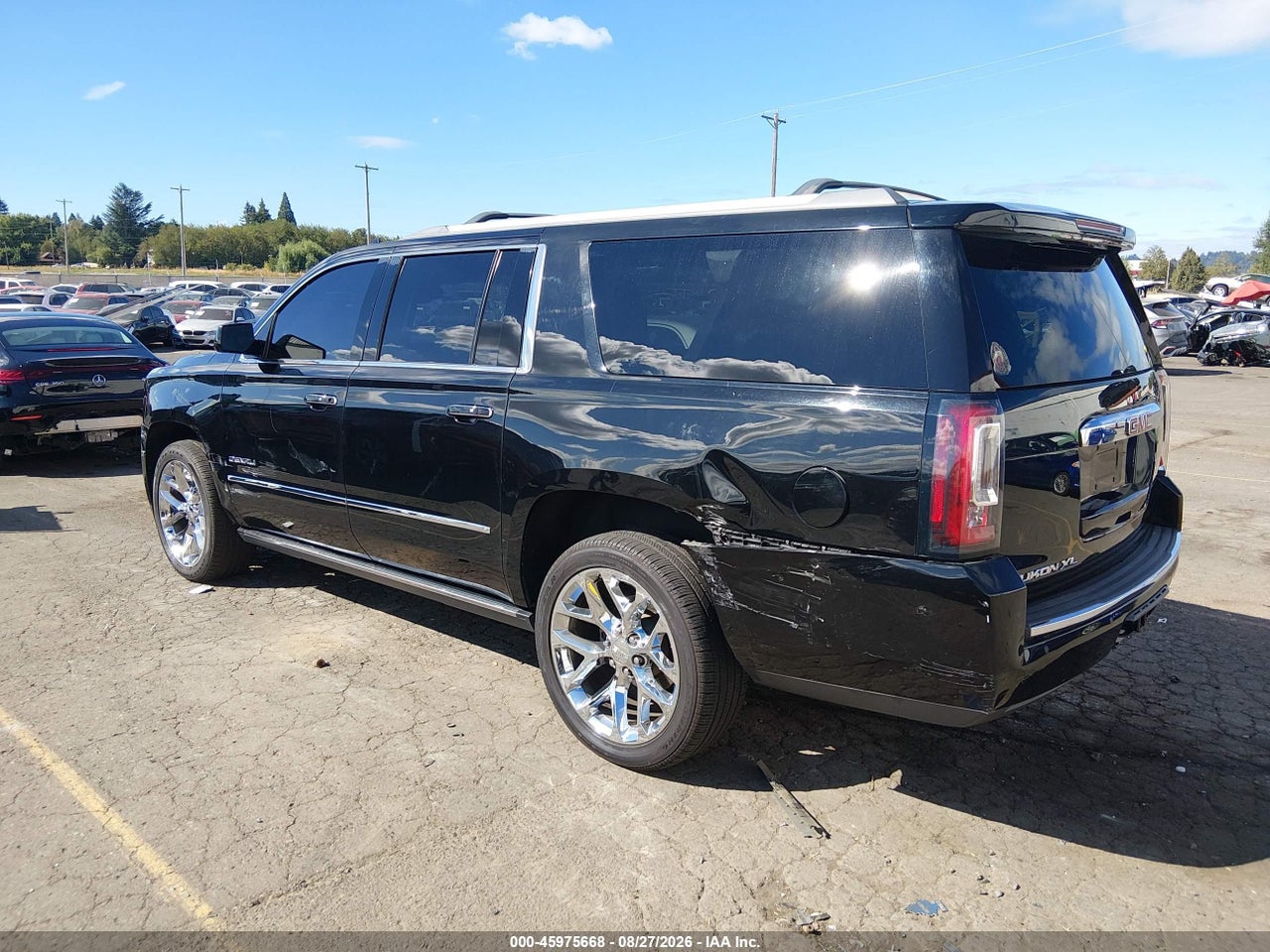 2017 GMC YUKON XL DENALI · 3/11