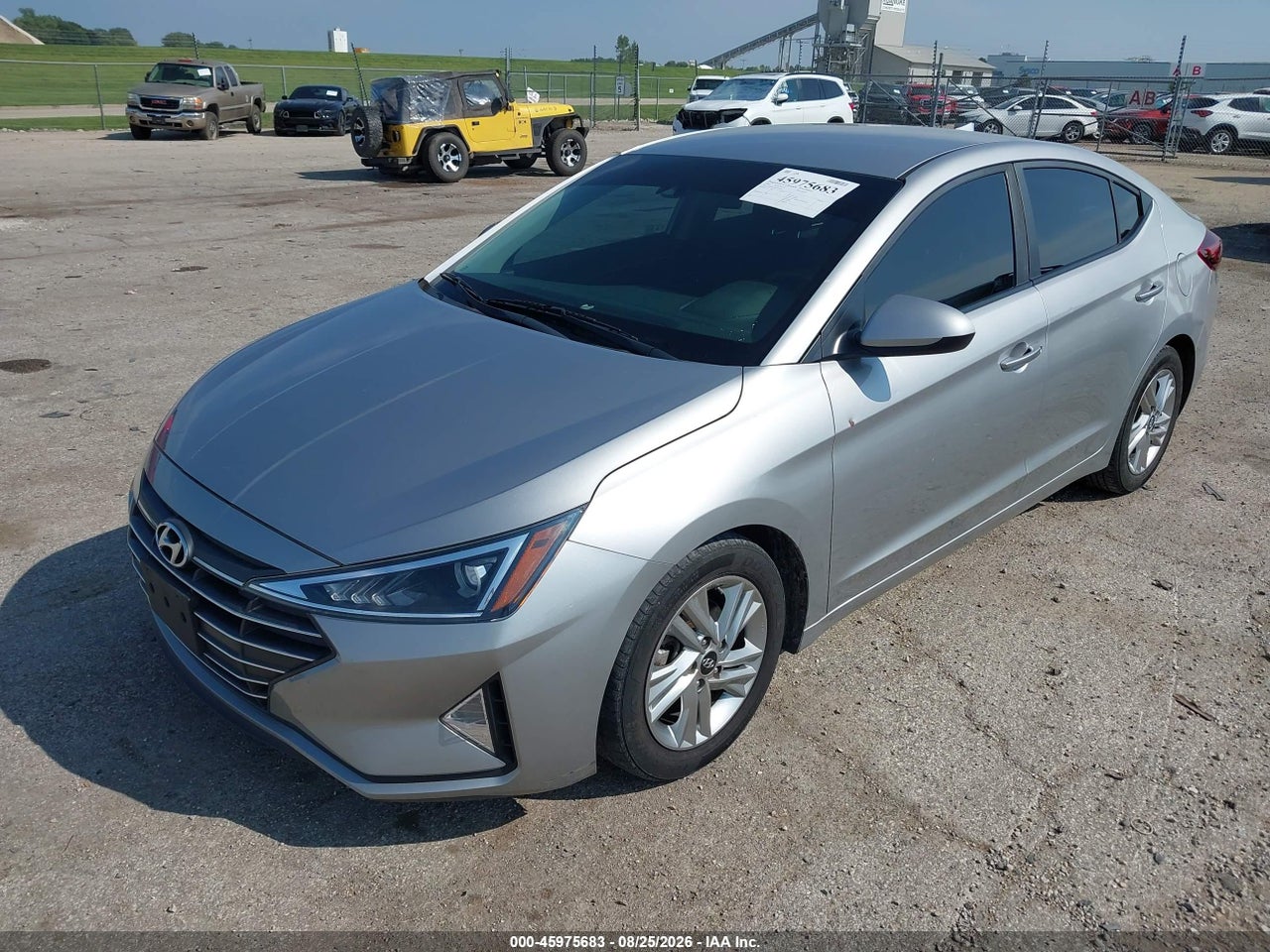 2020 HYUNDAI ELANTRA SEL · 2/11