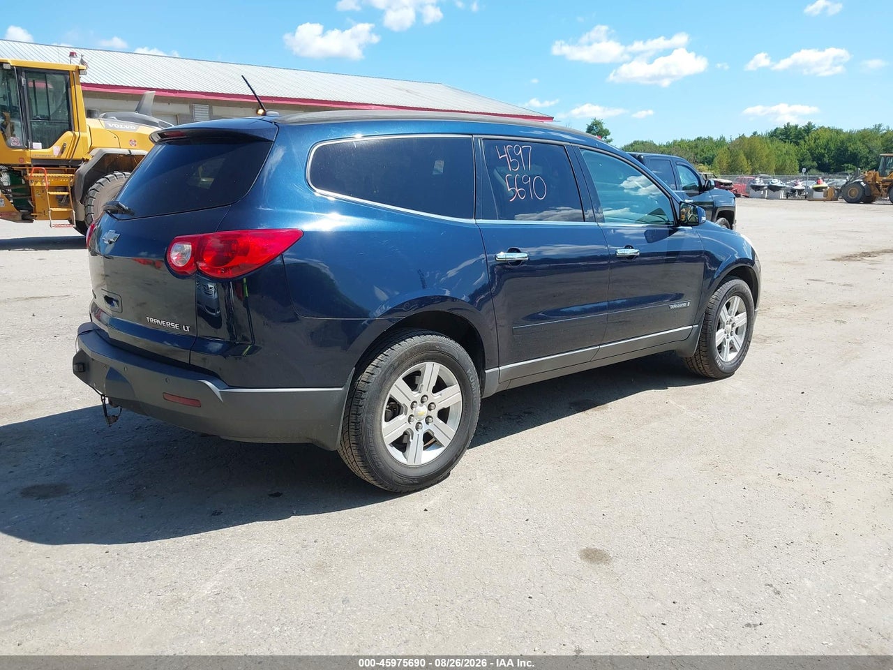 2009 CHEVROLET TRAVERSE LT · 4/11