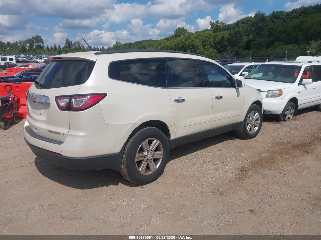 2014 CHEVROLET TRAVERSE 2LT · 4/11