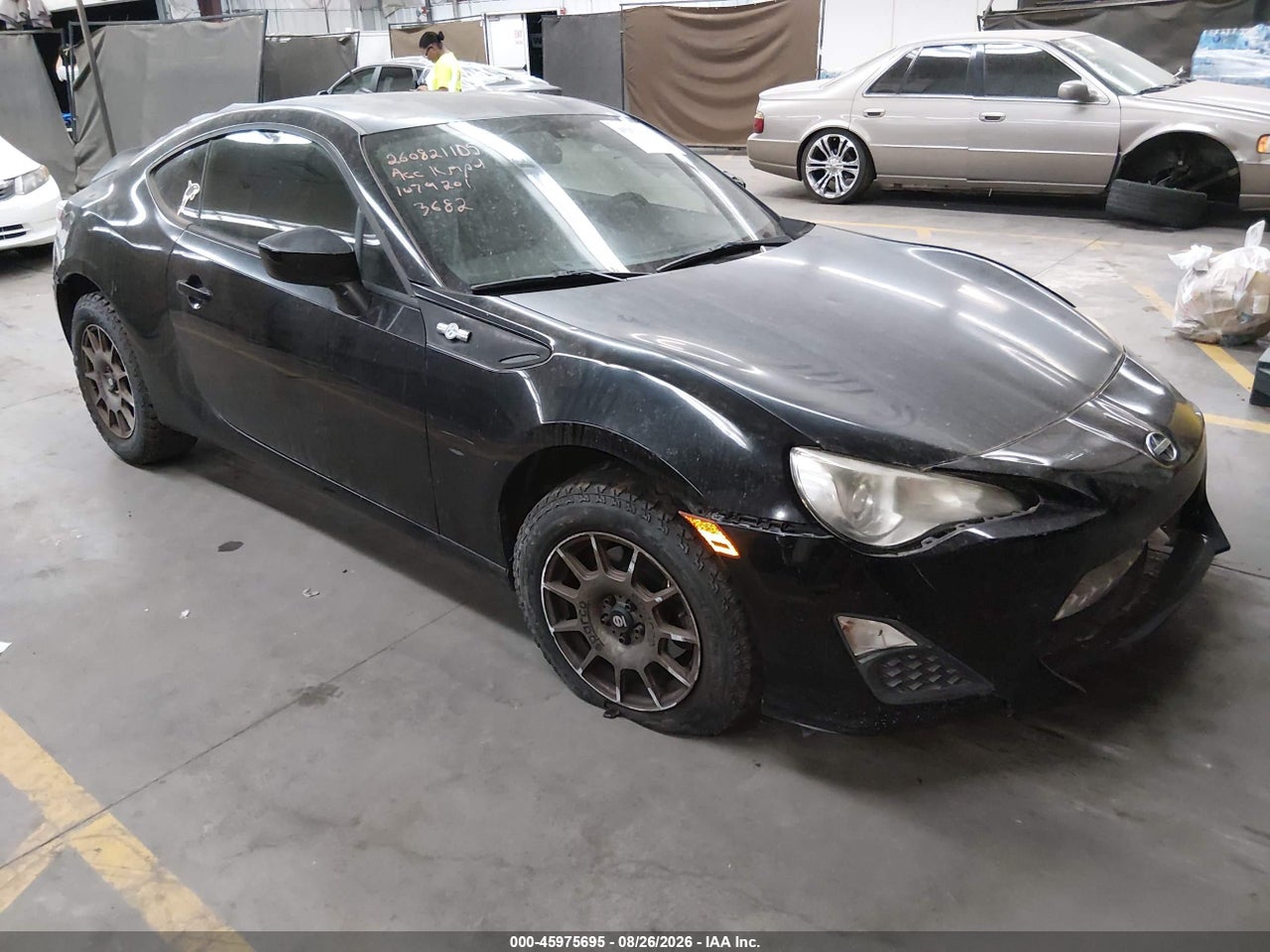 JF1ZNAA15D1****** · 2013 SCION FR-S
