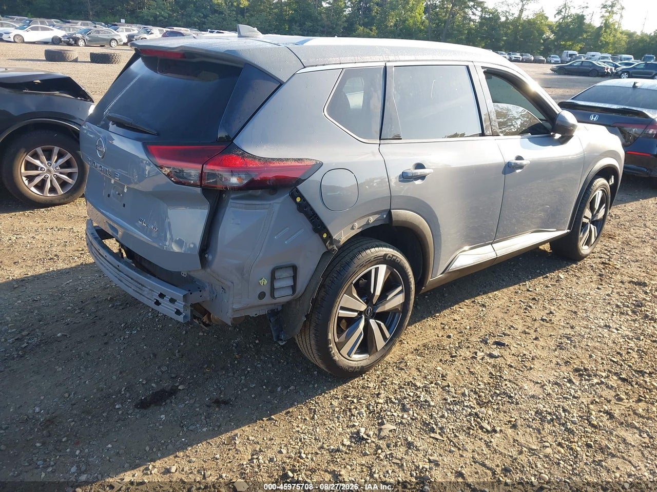 2023 NISSAN ROGUE SL INTELLIGENT AWD · 4/11