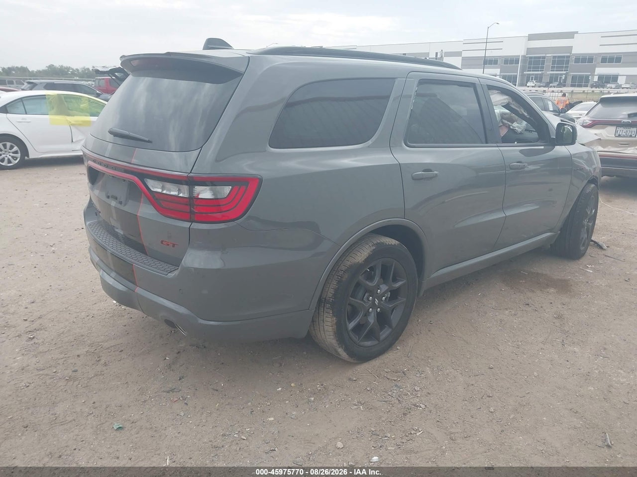 2026 DODGE DURANGO GT PLUS AWD HEMI V8 · 4/10