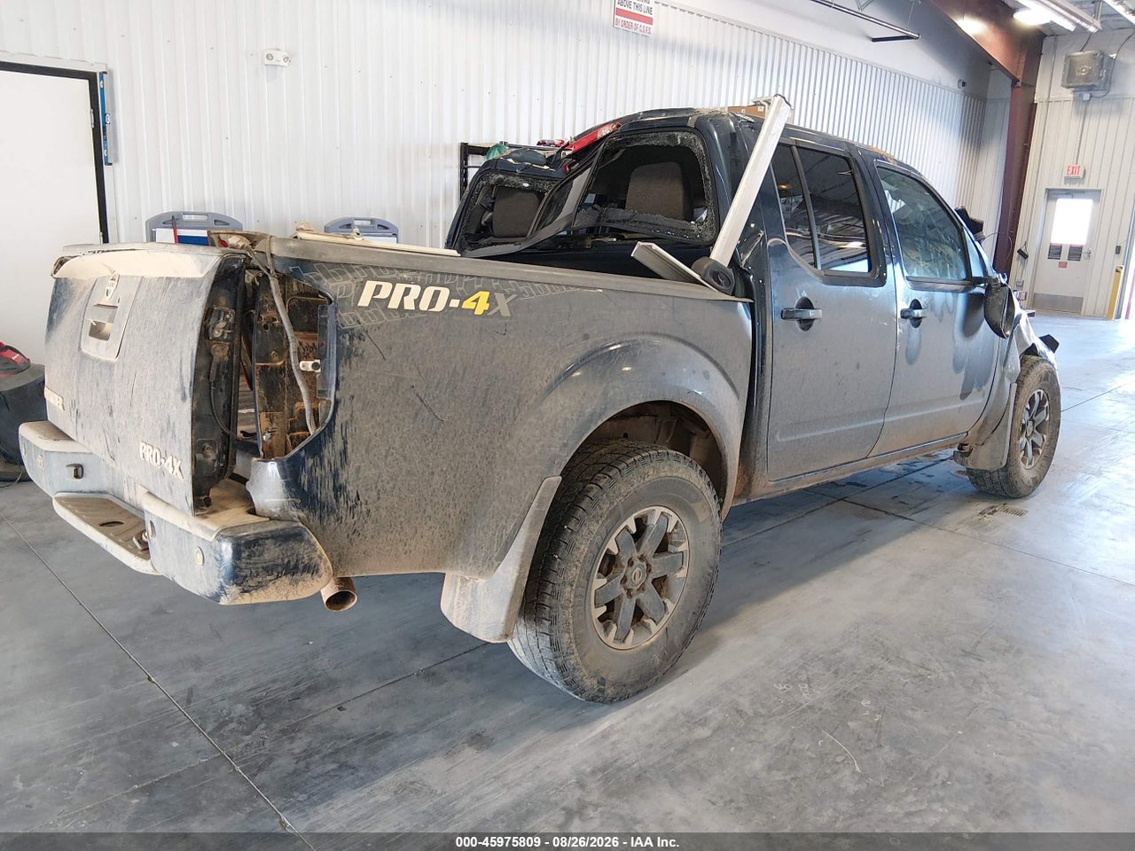 2016 NISSAN FRONTIER PRO-4X · 4/11