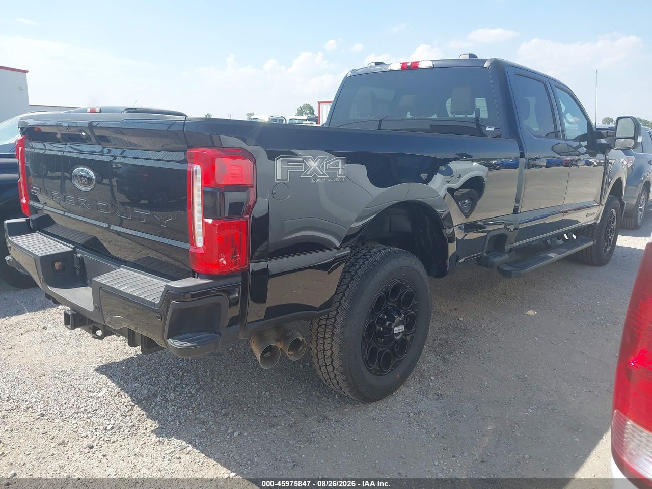 2026 FORD F-250 LARIAT · 4/4