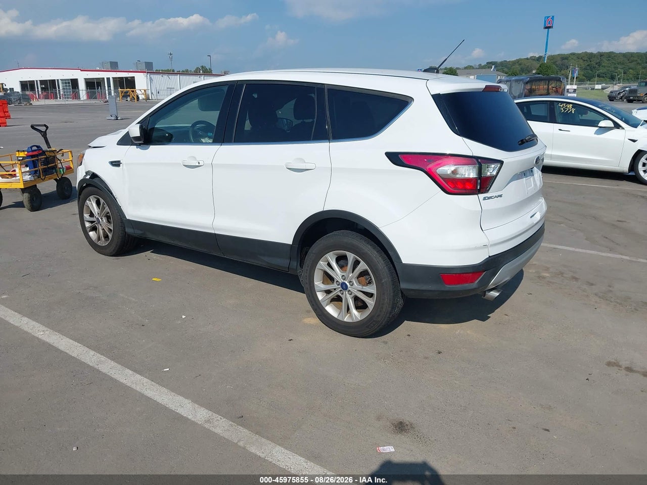 2017 FORD ESCAPE SE · 3/11