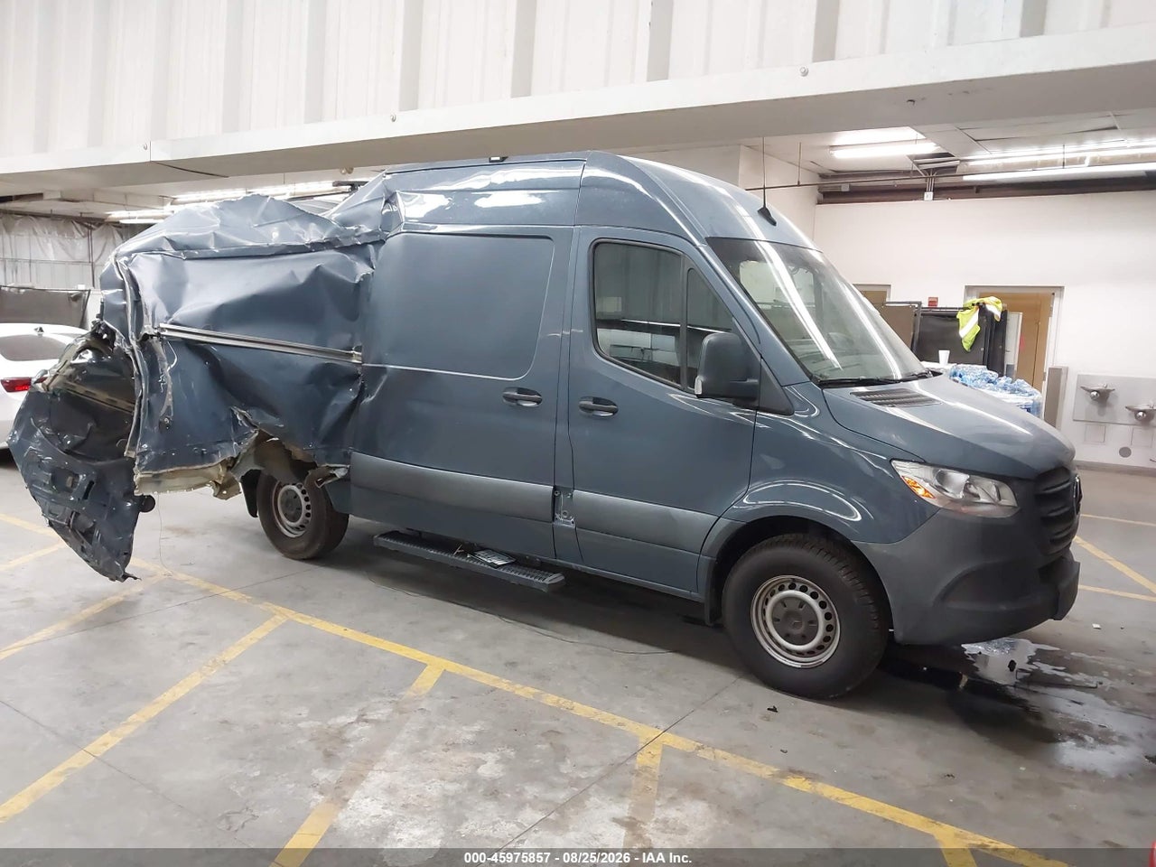 WD4PF0CD3KP****** · 2019 MERCEDES-BENZ SPRINTER 2500 HIGH ROOF V6