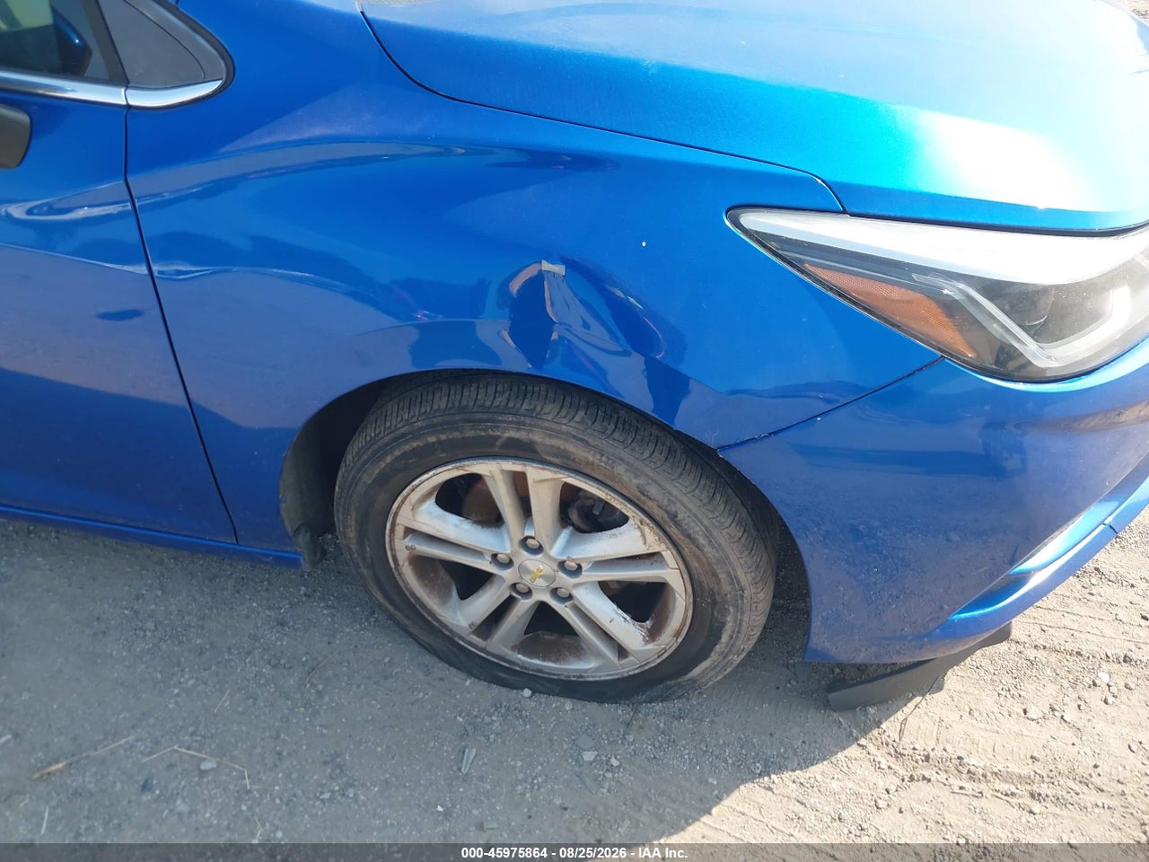 2018 CHEVROLET CRUZE LT AUTO · 6/11