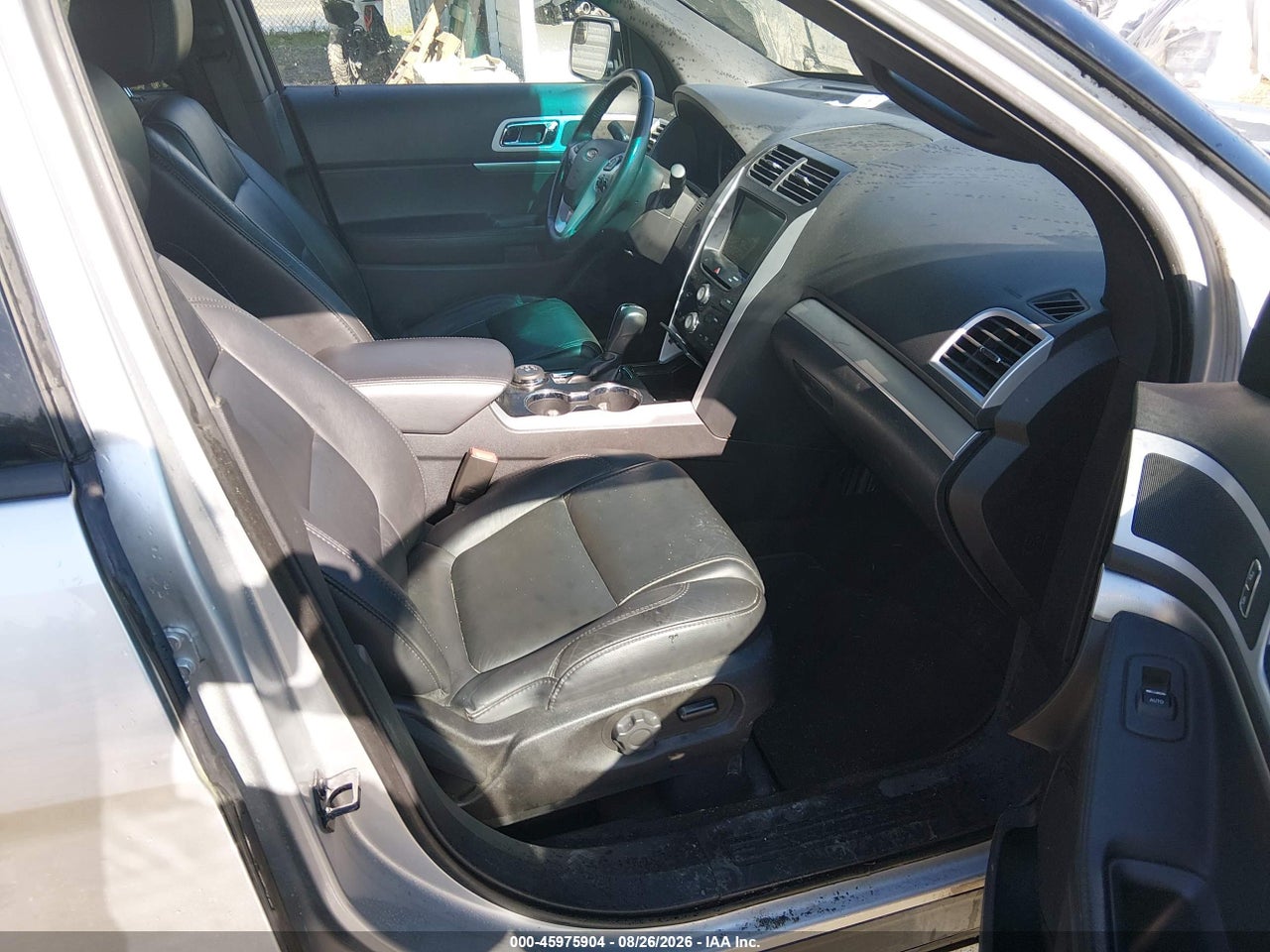 2015 FORD EXPLORER XLT · 5/11