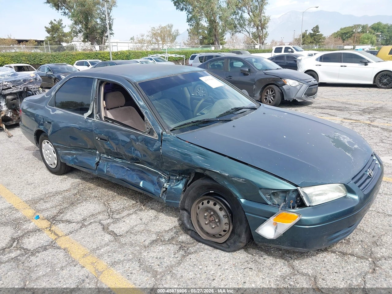 4T1BG22K6WU****** · 1998 TOYOTA CAMRY CE/LE/XLE