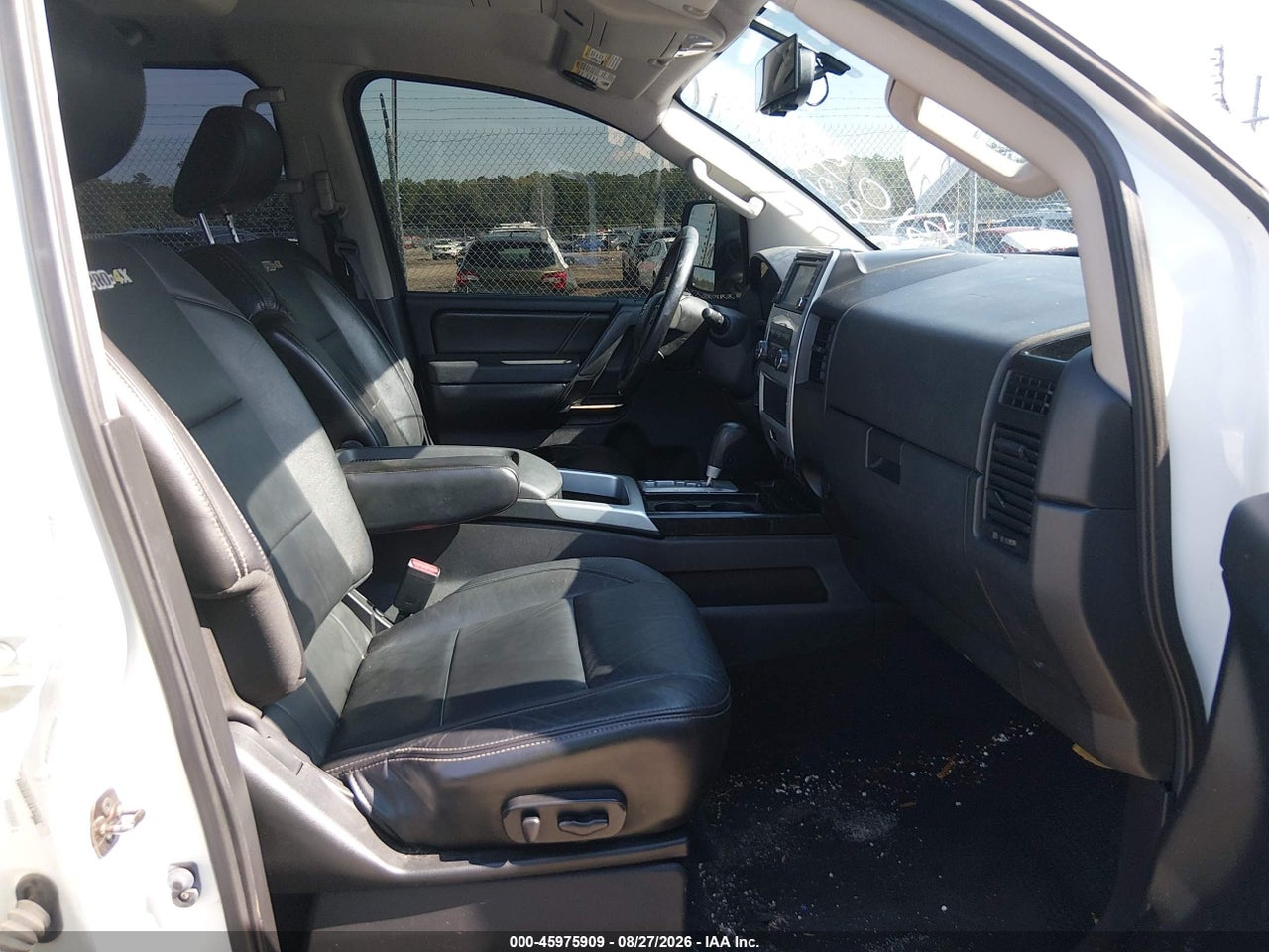 2013 NISSAN TITAN PRO-4X · 5/10