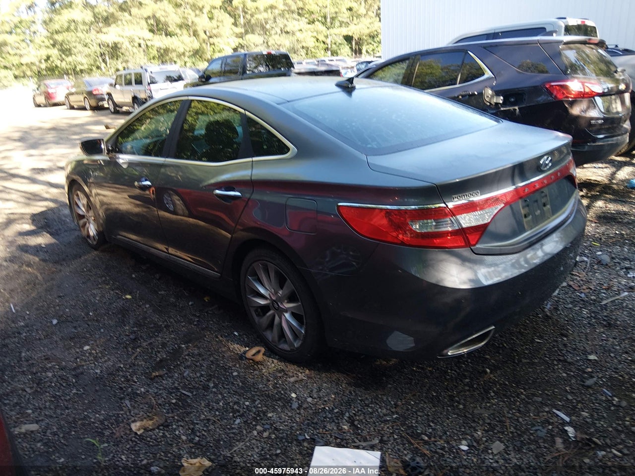 2012 HYUNDAI AZERA   · 3/11
