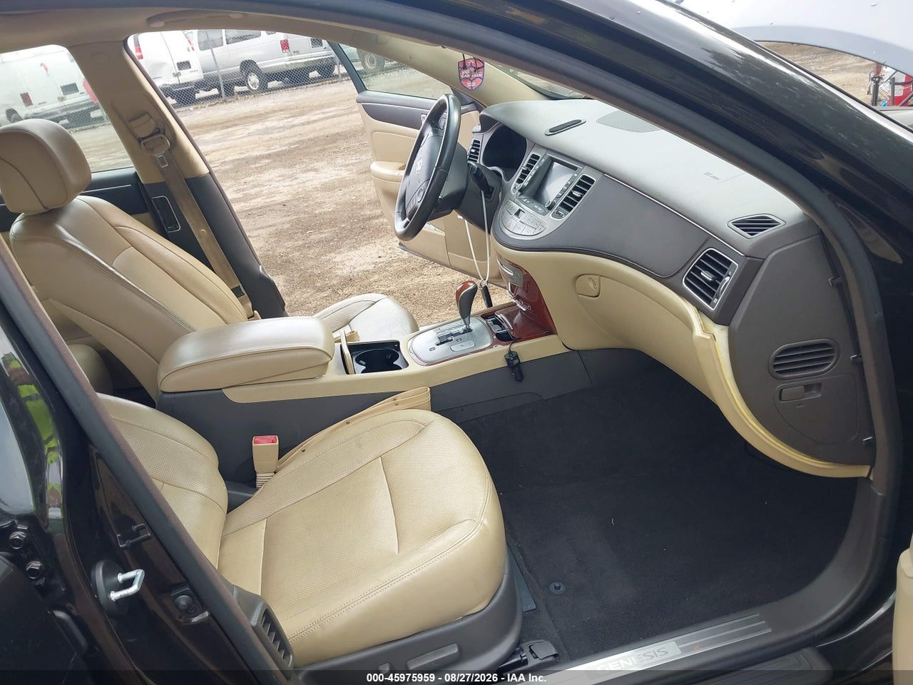 2013 HYUNDAI GENESIS 3.8 · 5/5