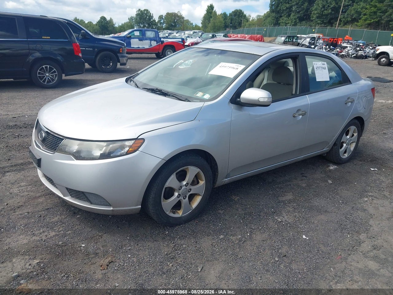 2010 KIA FORTE EX · 2/11