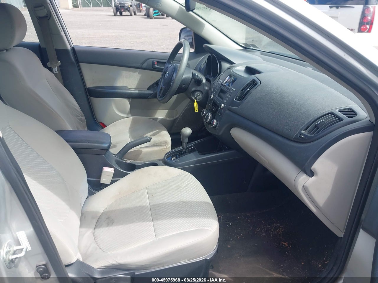 2010 KIA FORTE EX · 5/11