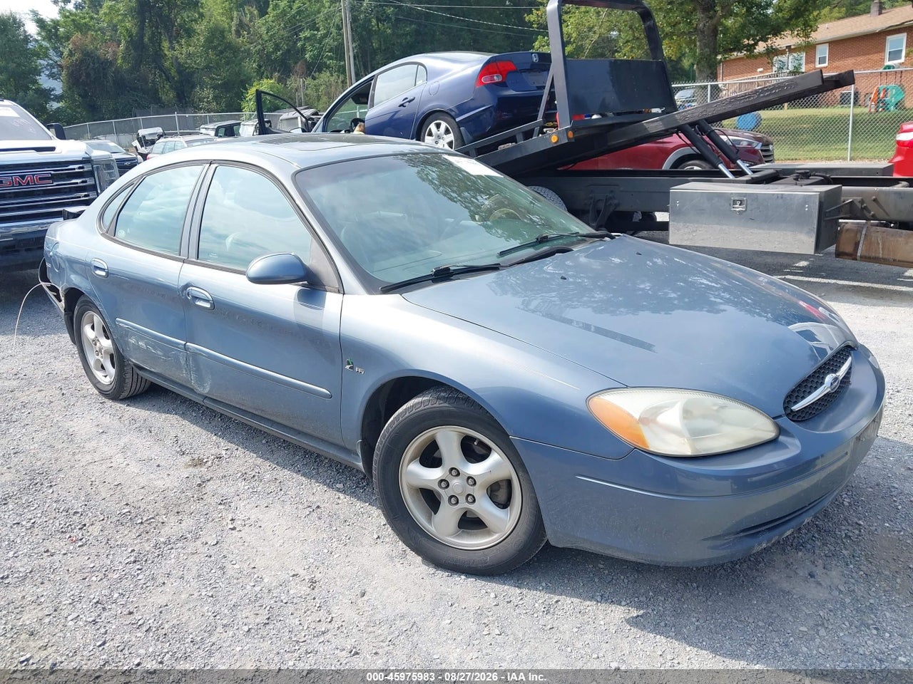 1FAFP5524YA****** · 2000 FORD TAURUS SES