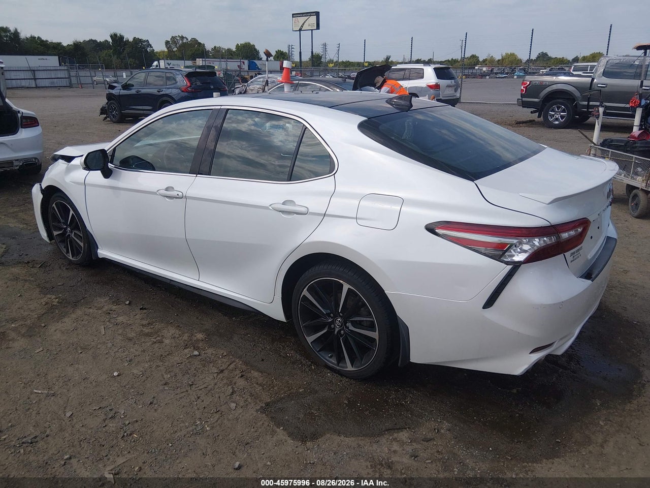 2018 TOYOTA CAMRY XSE V6 · 3/11