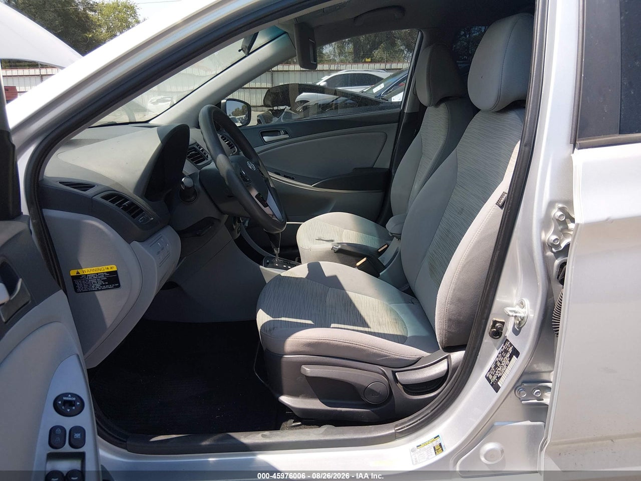 2016 HYUNDAI ACCENT SE · 5/10