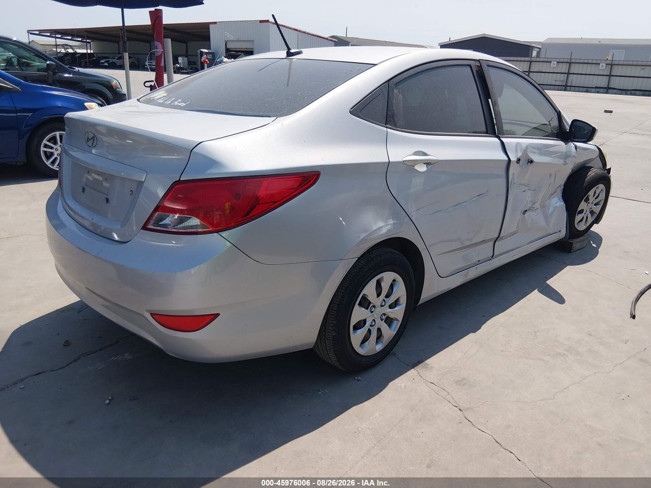 2016 HYUNDAI ACCENT SE · 4/10