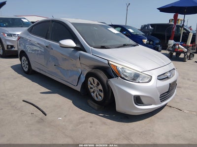 KMHCT4AE2GU****** · 2016 HYUNDAI ACCENT SE
