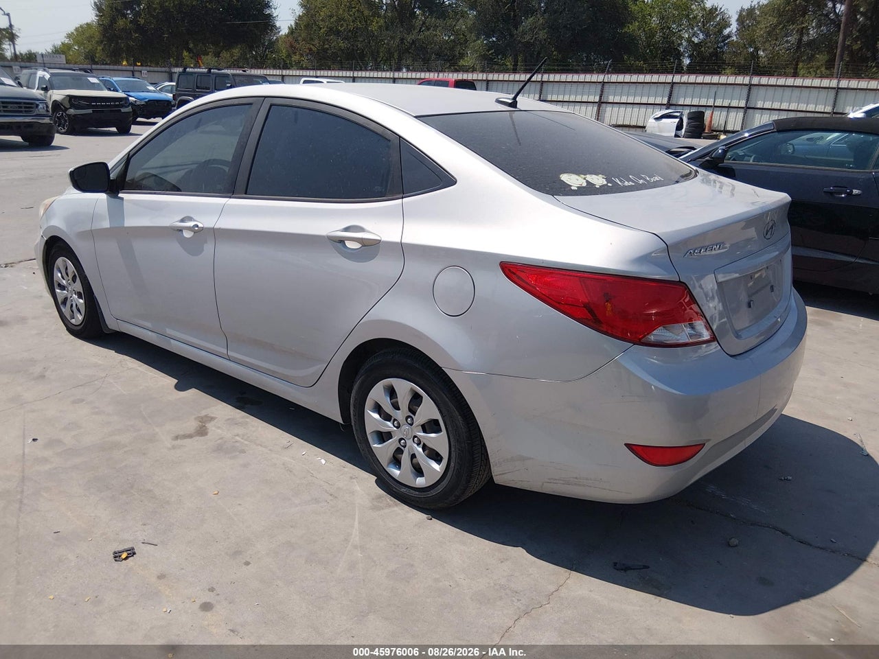 2016 HYUNDAI ACCENT SE · 3/10