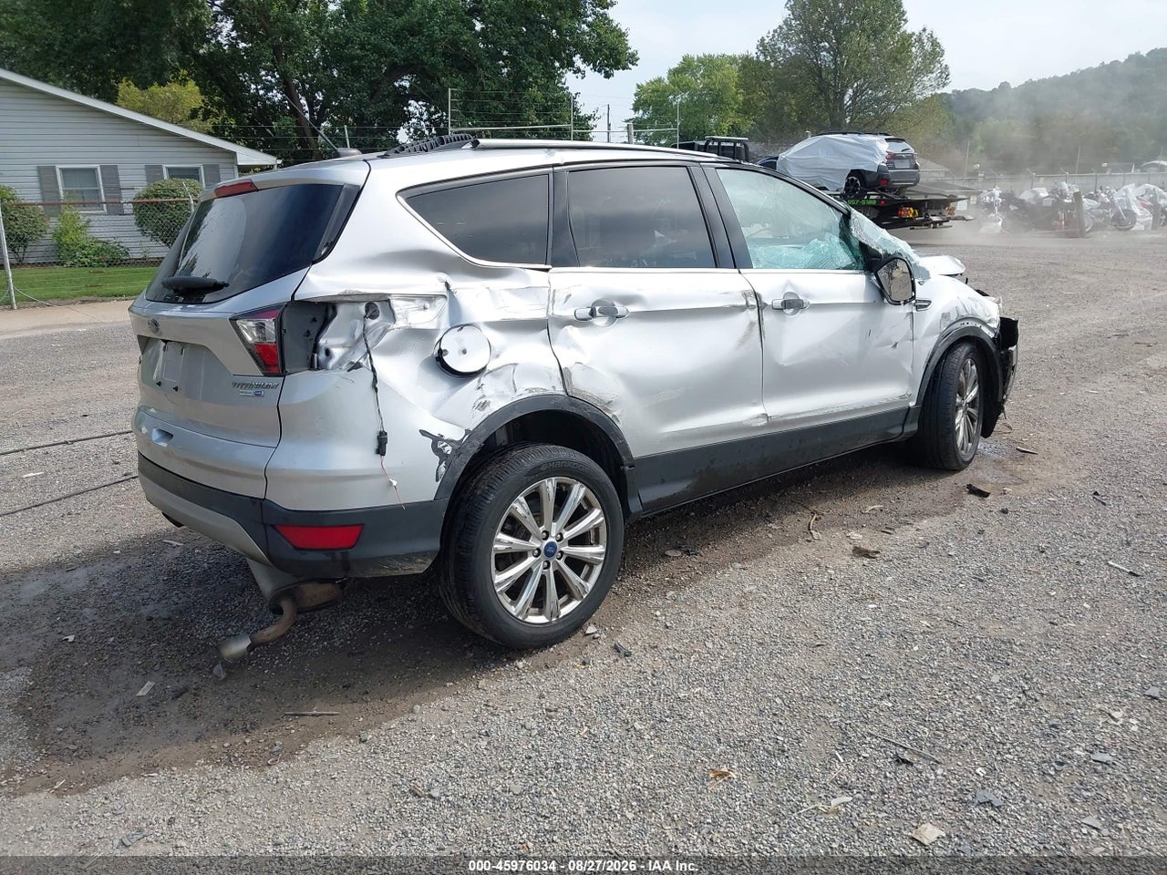 2017 FORD ESCAPE TITANIUM · 4/11