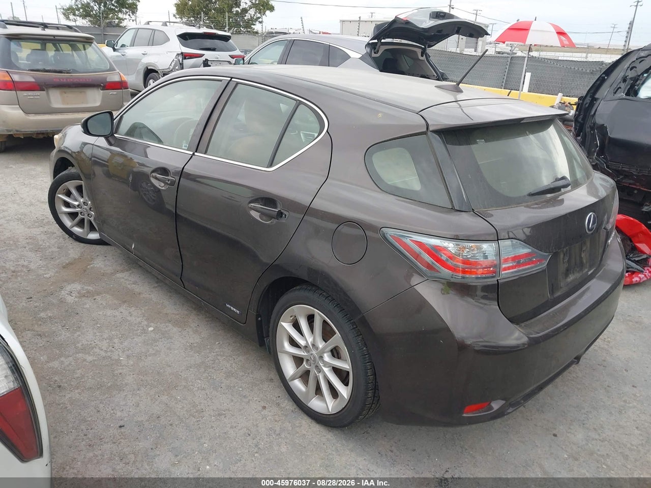 2013 LEXUS CT 200H   · 3/10