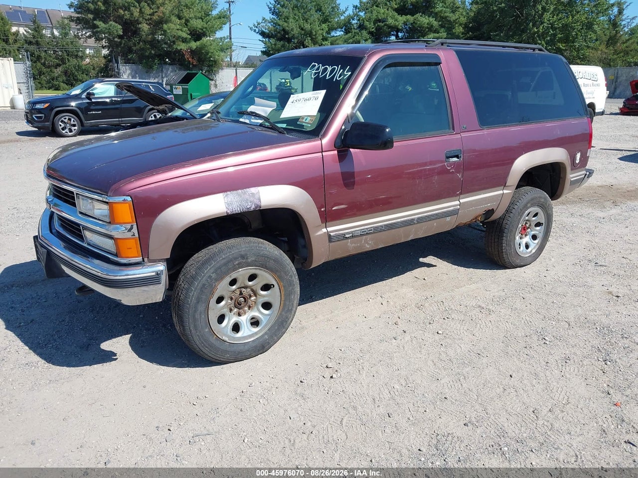 1996 CHEVROLET TAHOE K1500 · 2/11
