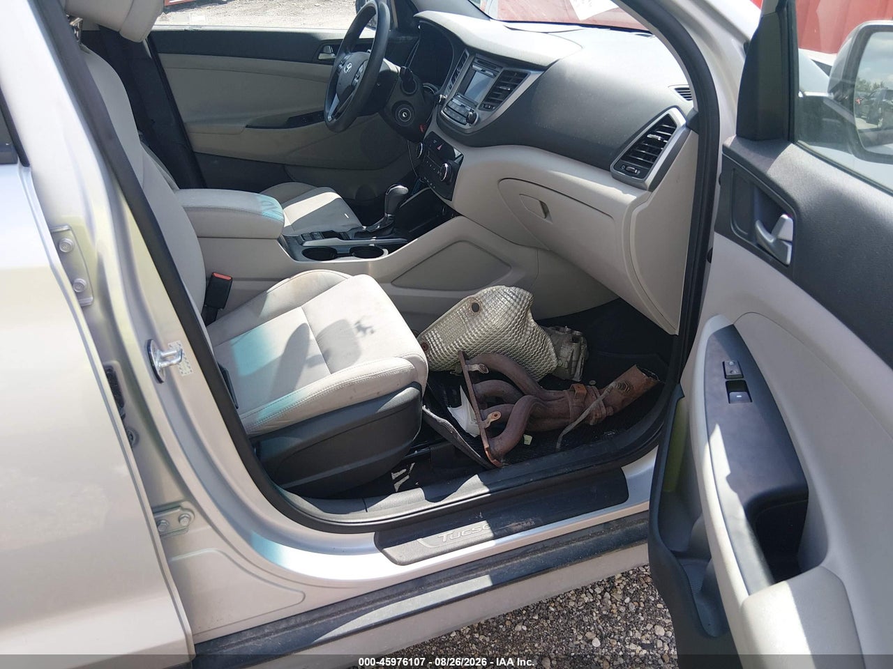 2017 HYUNDAI TUCSON SE · 5/11