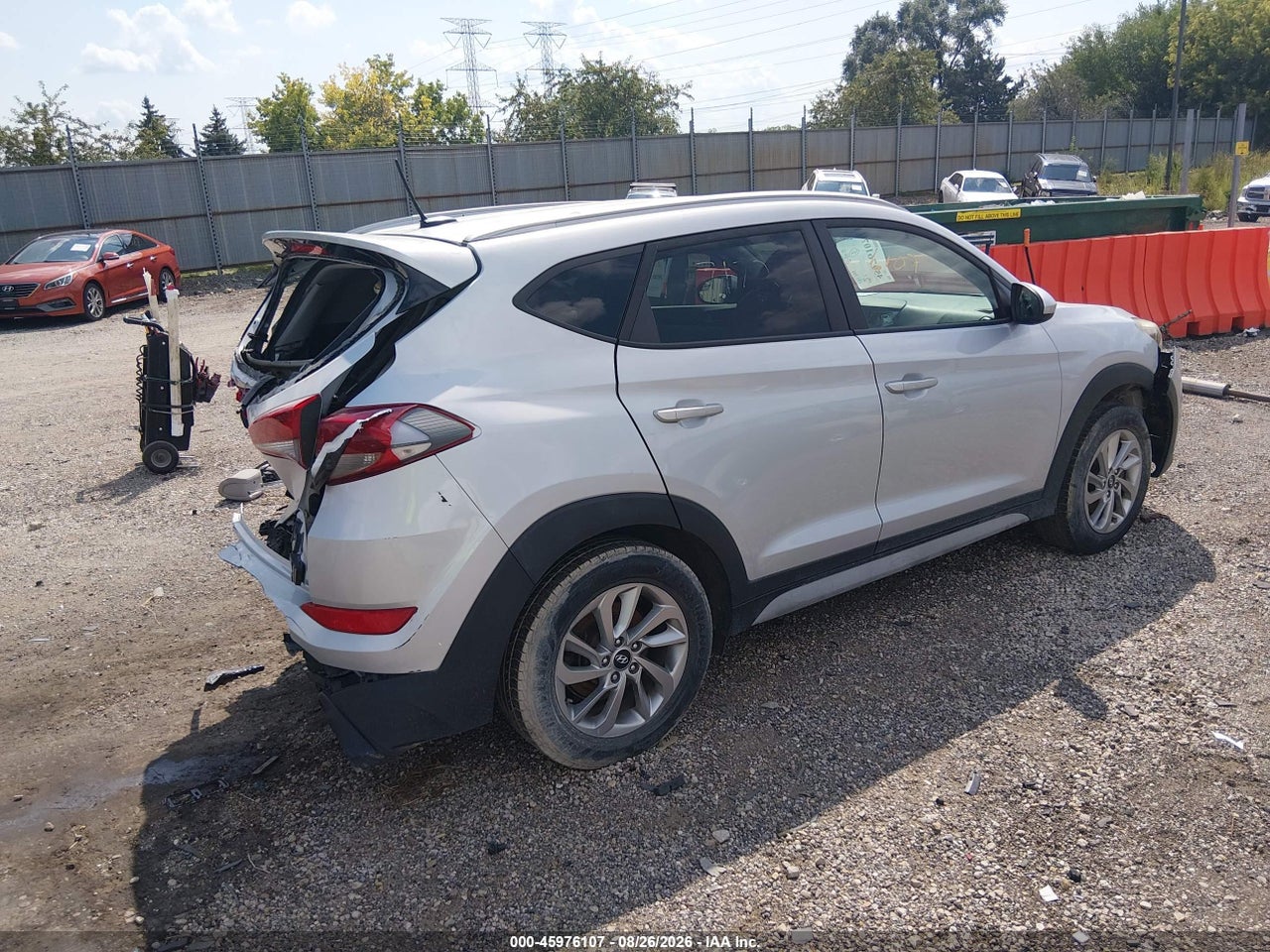 2017 HYUNDAI TUCSON SE · 4/11