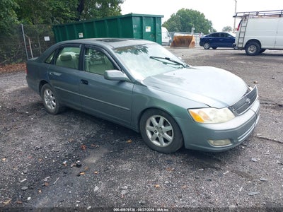 2002 TOYOTA AVALON XLS