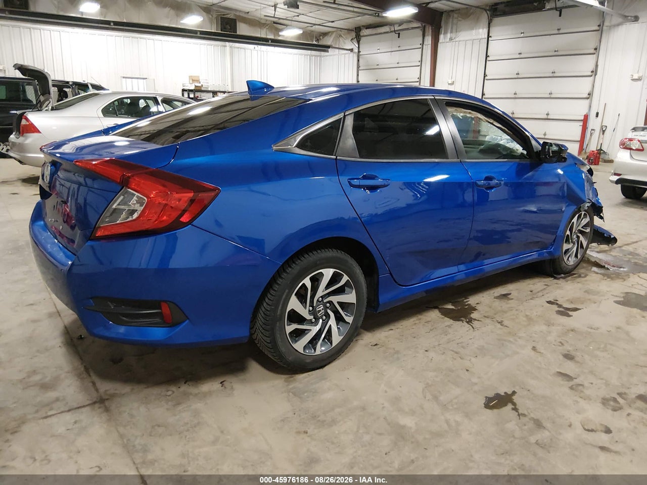2017 HONDA CIVIC EX · 4/10