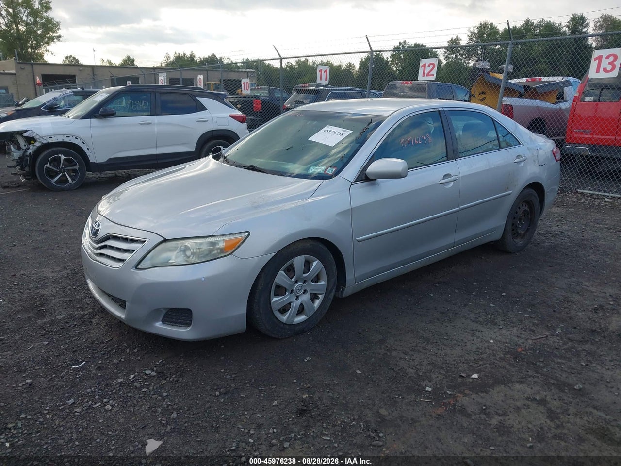 2010 TOYOTA CAMRY LE · 2/11
