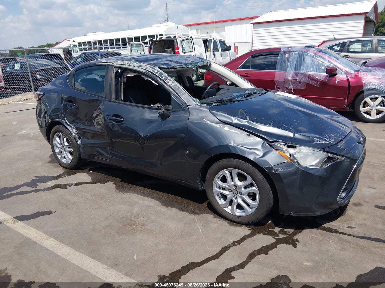 3MYDLBYV3HY****** · 2017 TOYOTA YARIS IA