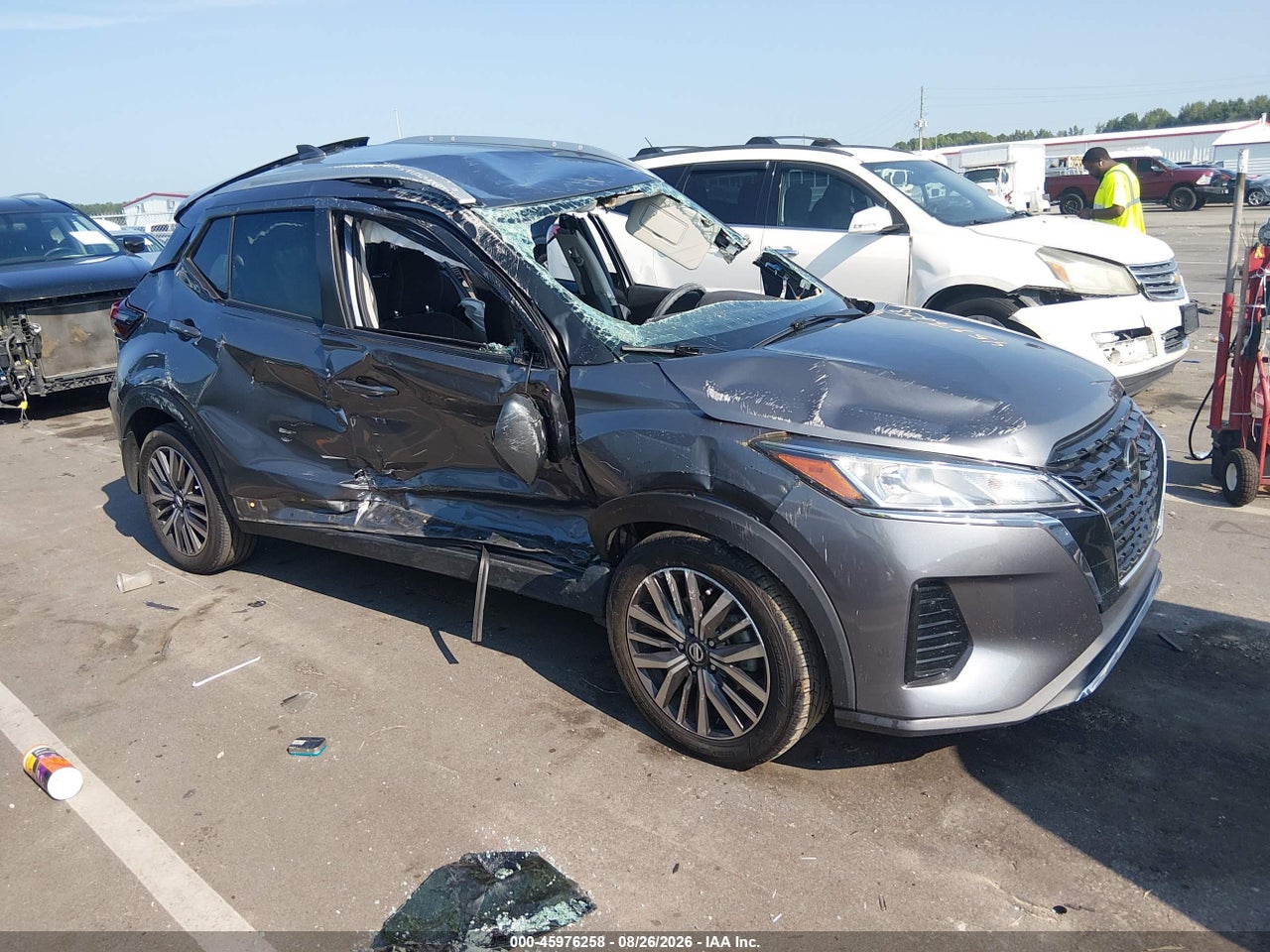 3N1CP5CVXML****** · 2021 NISSAN KICKS SV XTRONIC CVT