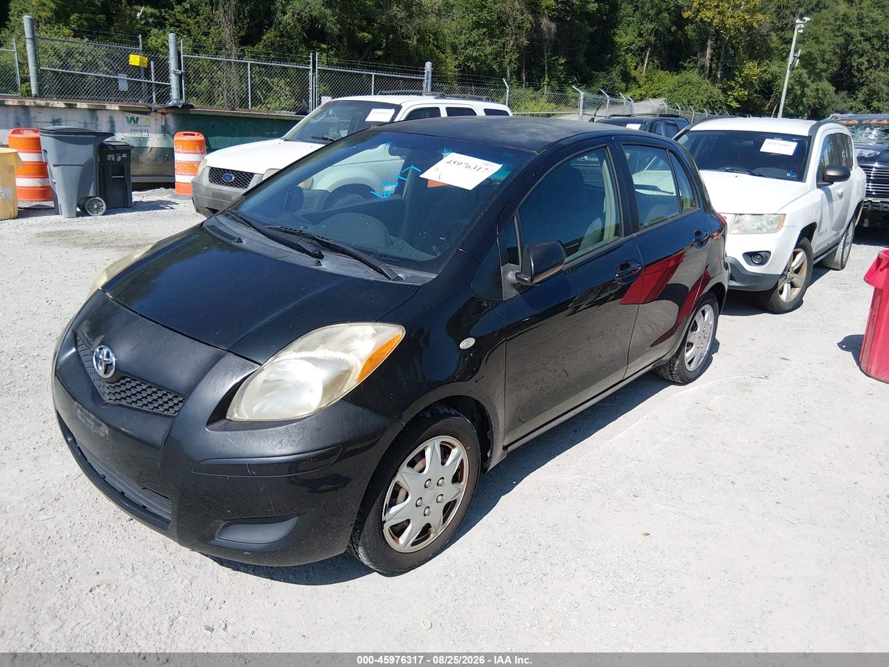 2010 TOYOTA YARIS   · 2/11