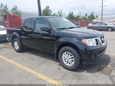 2017 NISSAN FRONTIER SV
