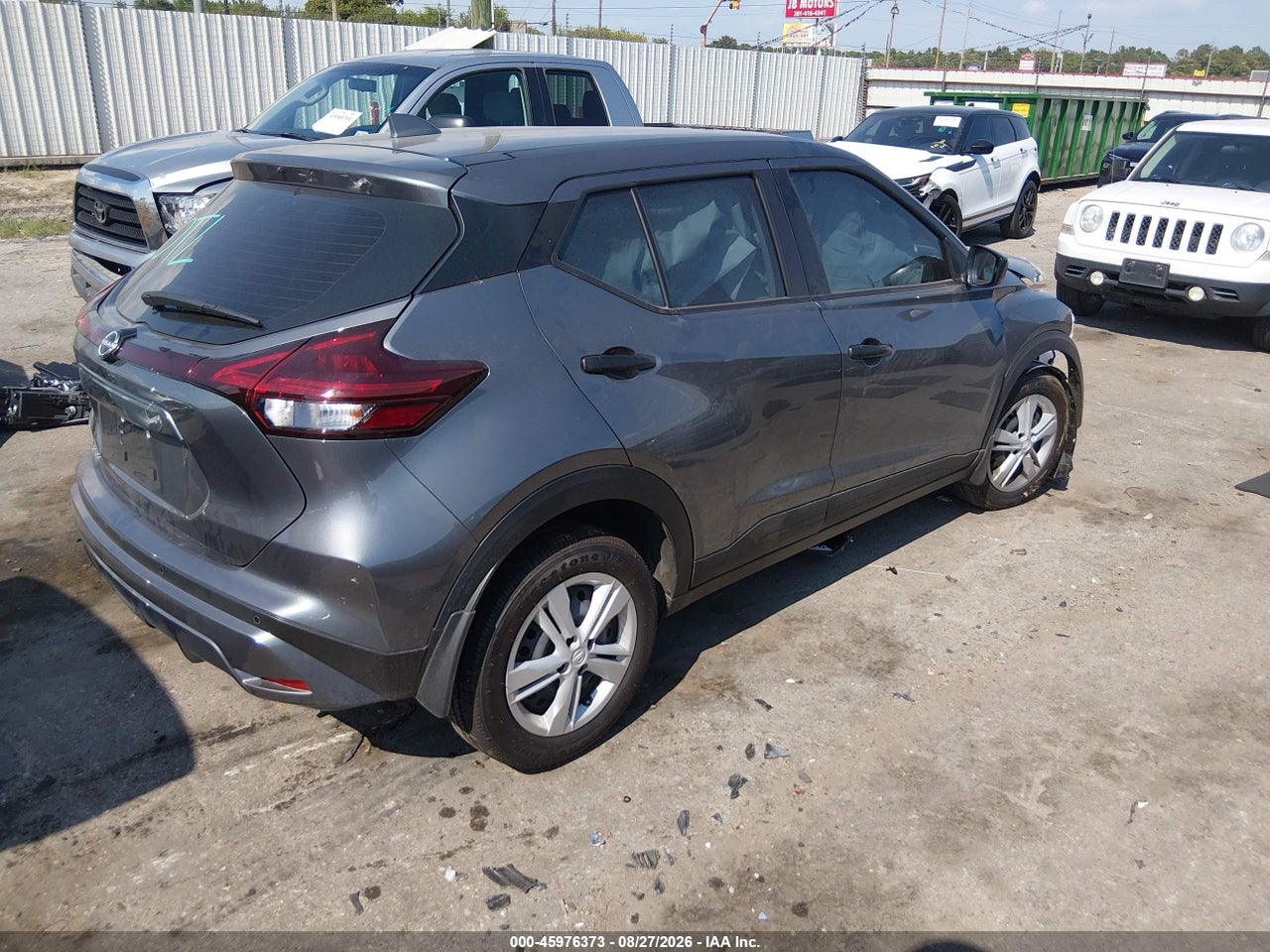 2025 NISSAN KICKS PLAY S · 4/11