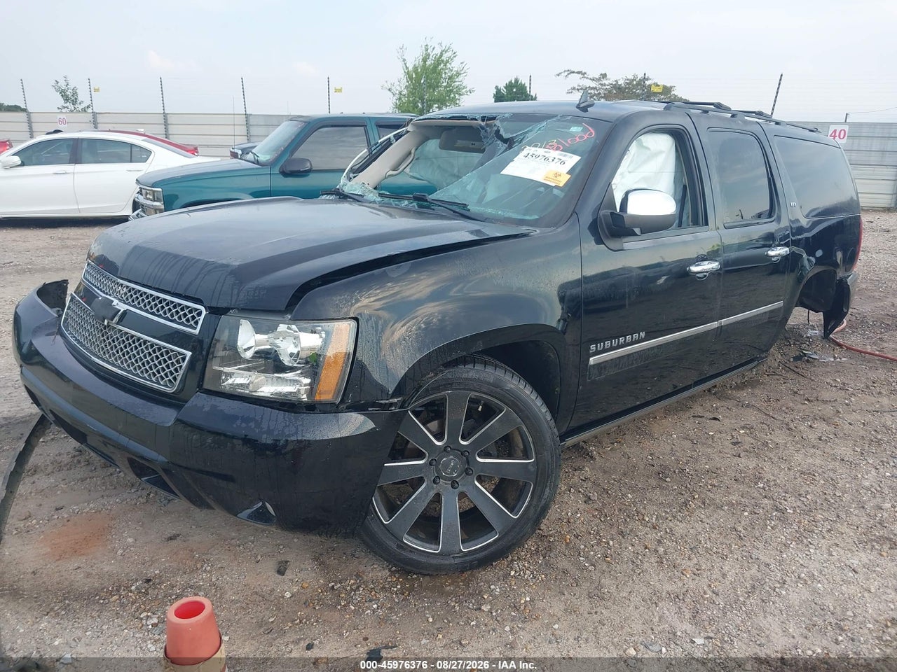 2013 CHEVROLET SUBURBAN 1500 LTZ · 2/10