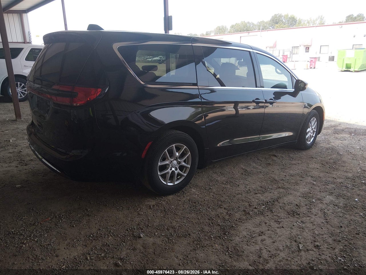 2025 CHRYSLER PACIFICA SELECT · 4/11