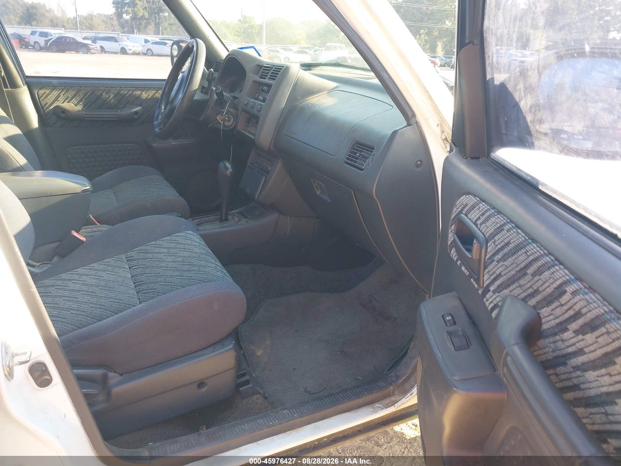2000 TOYOTA RAV4   · 5/11